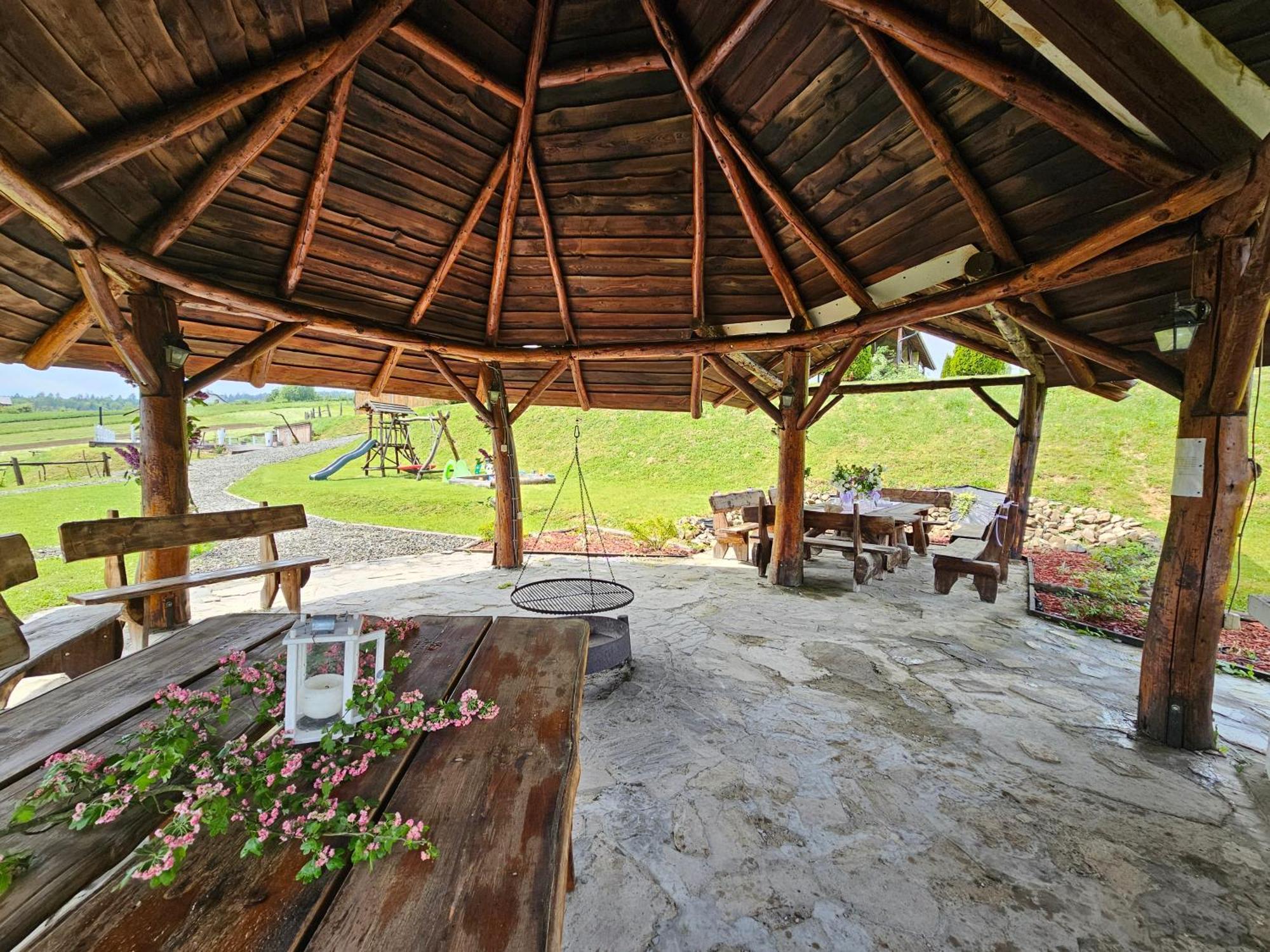 Chata W Bieszczadzie Apartamenty I Domki Z Sauna Bieszczady Polańczyk Kültér fotó